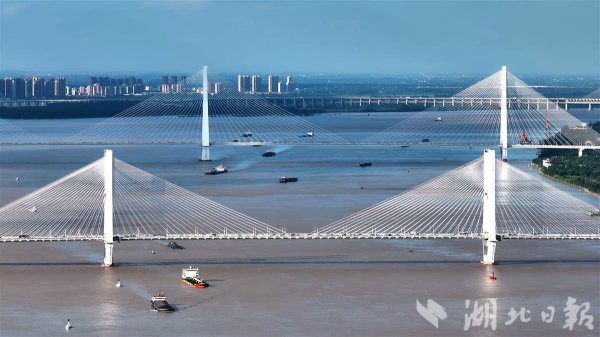 长江配资 国庆中秋假期长江干线客运量超275万人次